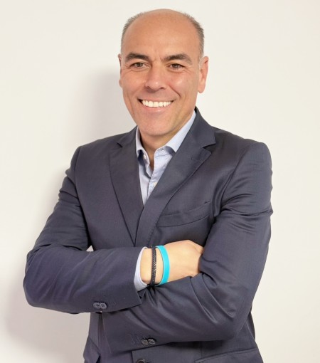 FUNDADOR. TITULAR DEL DESPACHO.